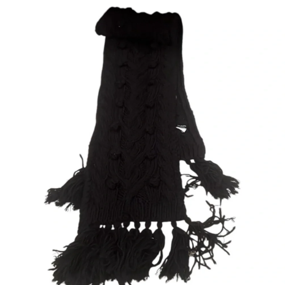 Jcrew Black Hand knit heavy scarf